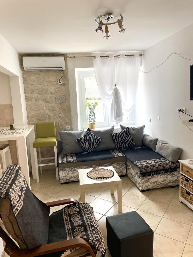 شقة Cozy Little House كوتور المظهر الخارجي الصورة